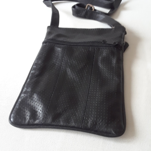 Moroccan Soft Leather Crossbody Bag. Black - Picture 7 of 13